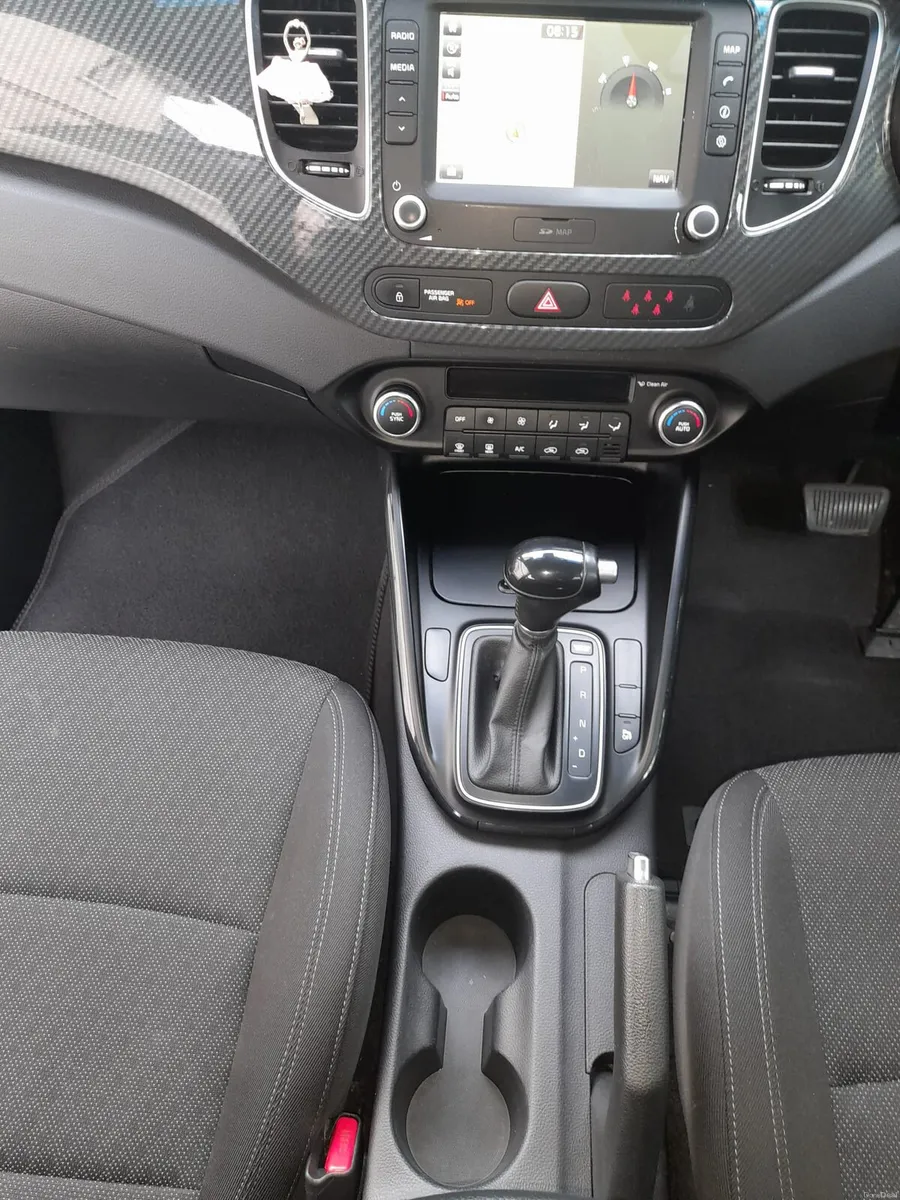 Kia Carents - Image 3