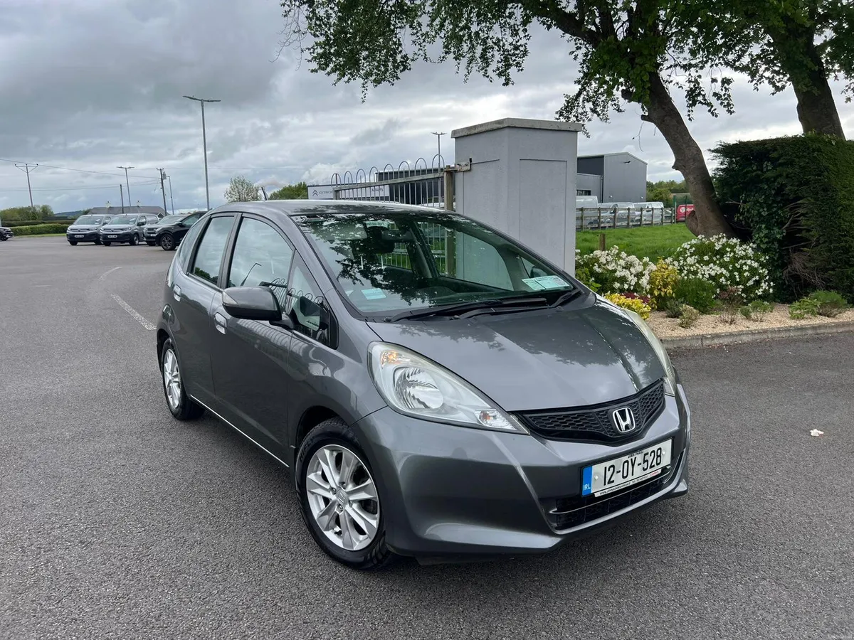 Honda Jazz Se-s  i-Vtec 2012 - Image 1