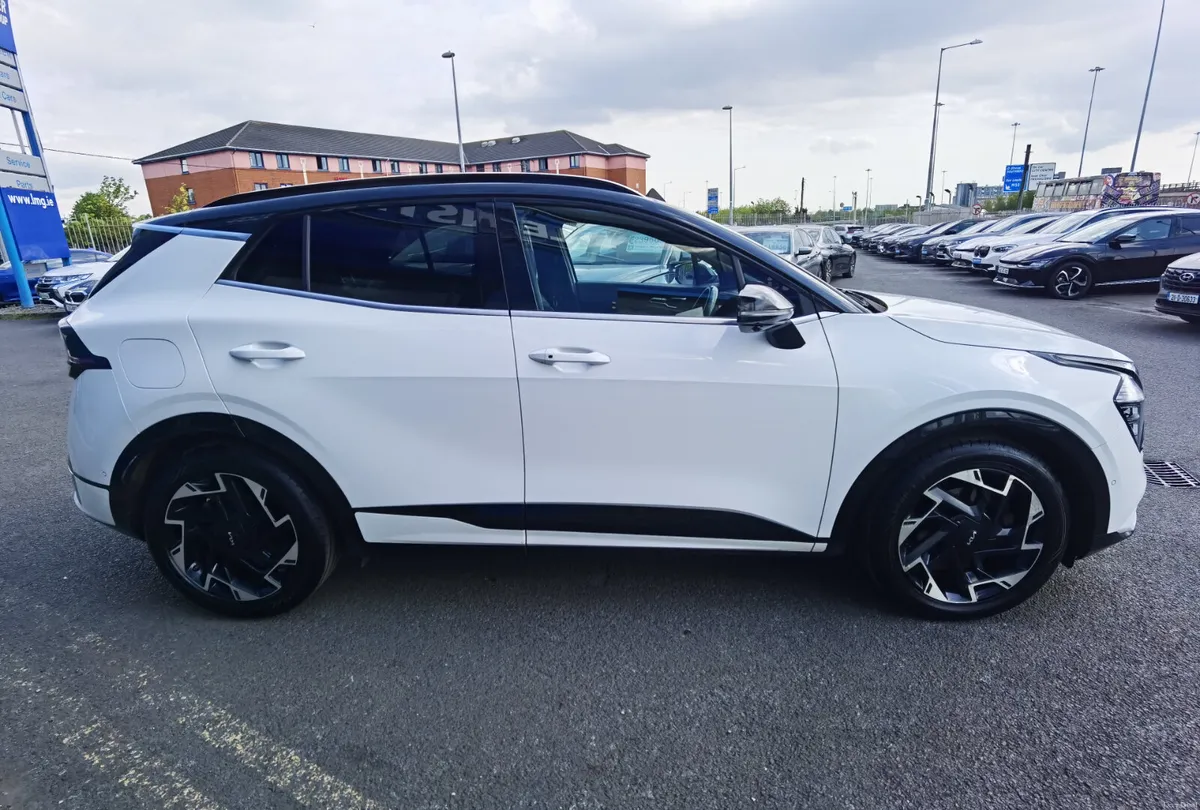 KIA SPORTAGE 1.6 GT-LINE S **SUNROOF** - Image 5
