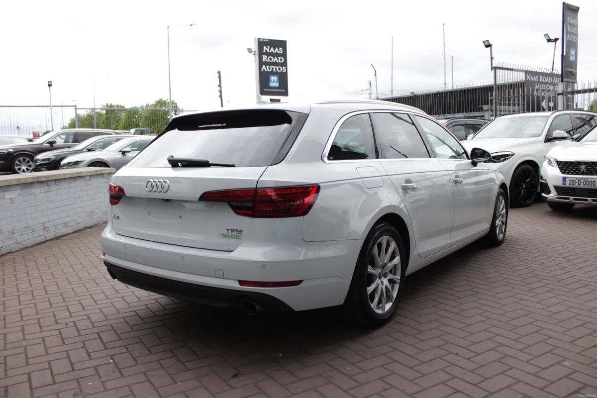 2016 AUDI A4 AVANT 2.0TFSI 5DR AUTO ESTATE - Image 4