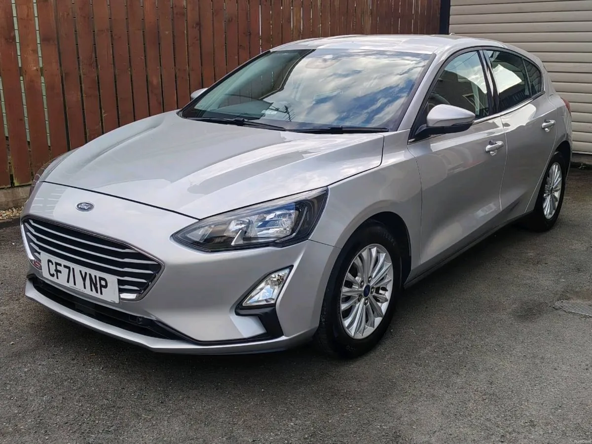 Ford Focus 1.0 Titanium edition - Image 3