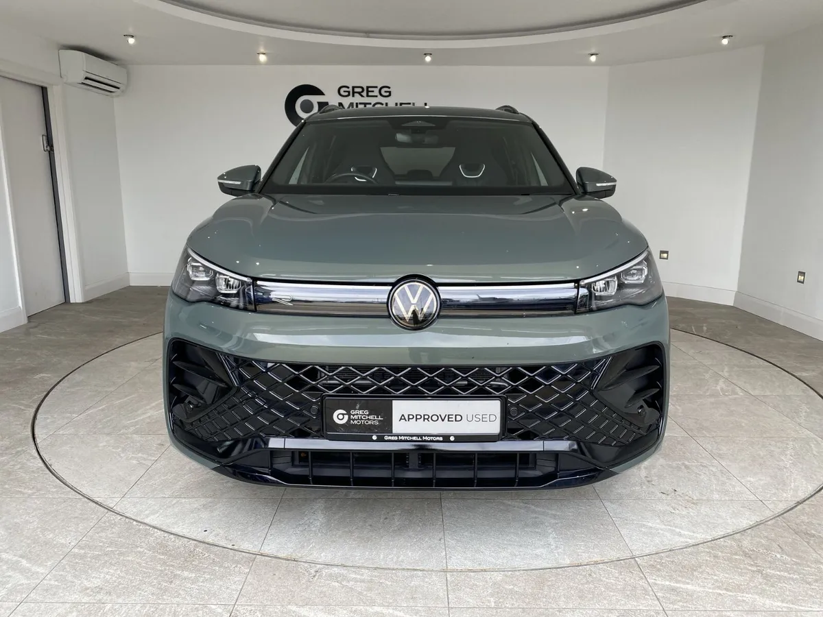 Volkswagen Tiguan 2025 - Image 2