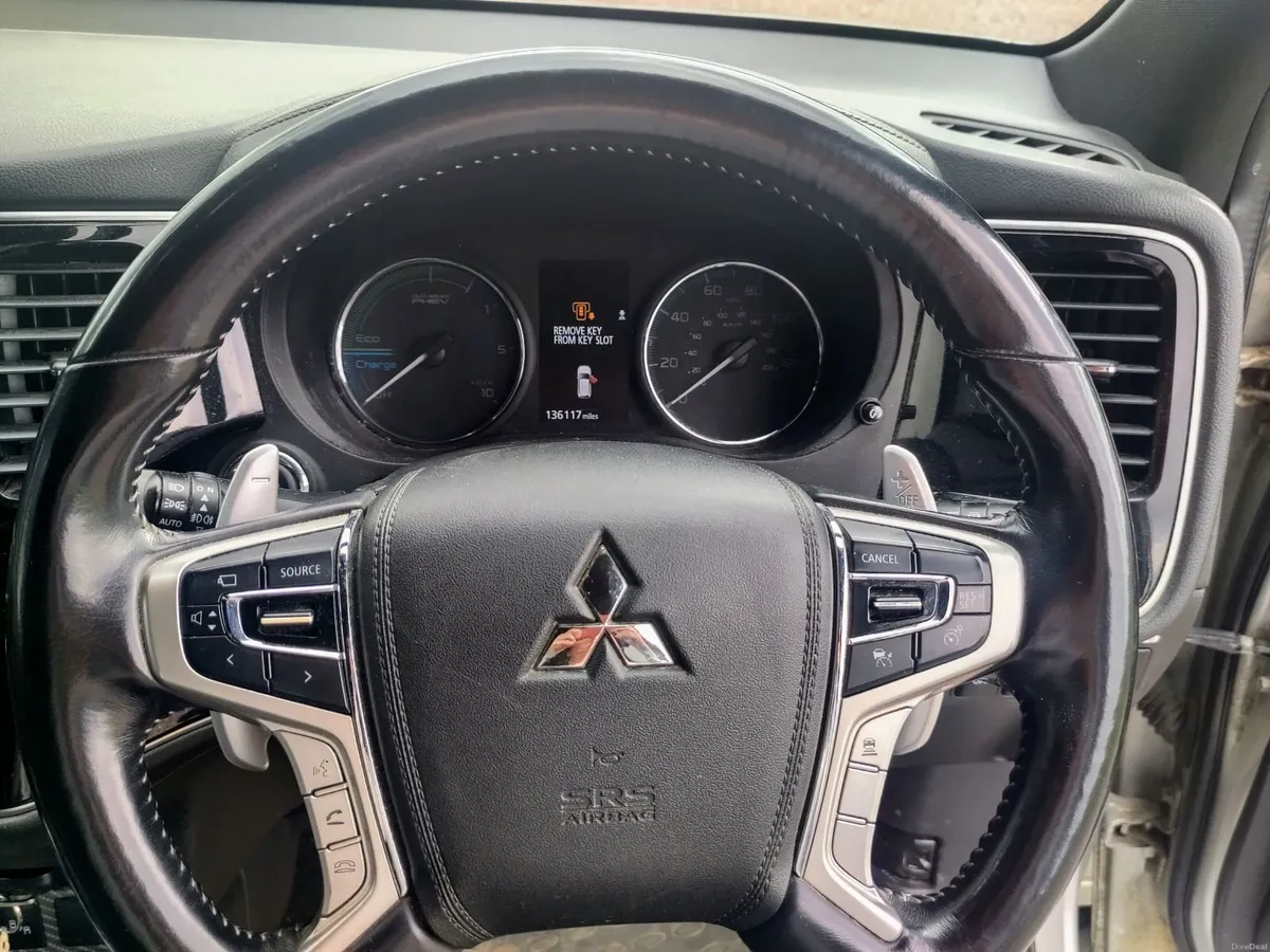Mitsubishi Outlander 2.4L (248BHP) PHEV - Image 3