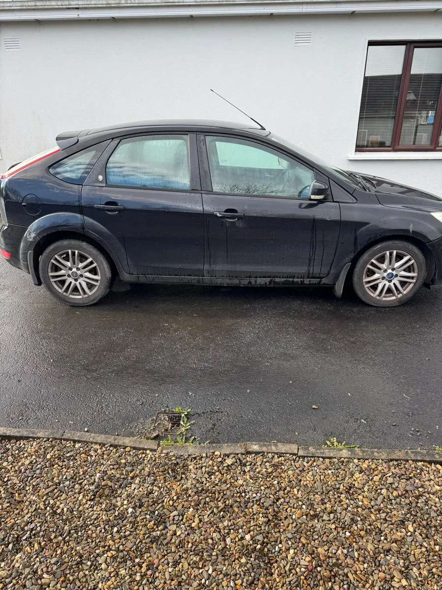 Ford Focus - Image 2