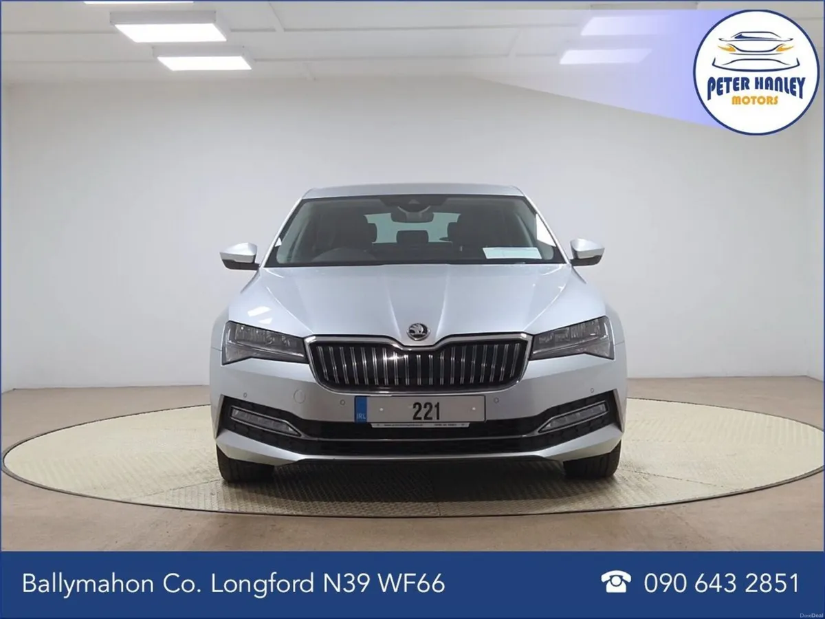 Skoda Superb Superb Se Tech Iv Phev S-A  SE Techno - Image 4