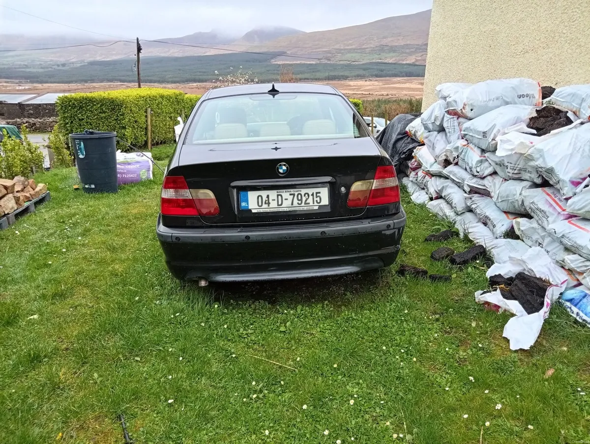 BMW 3-Series 2004 - Image 3
