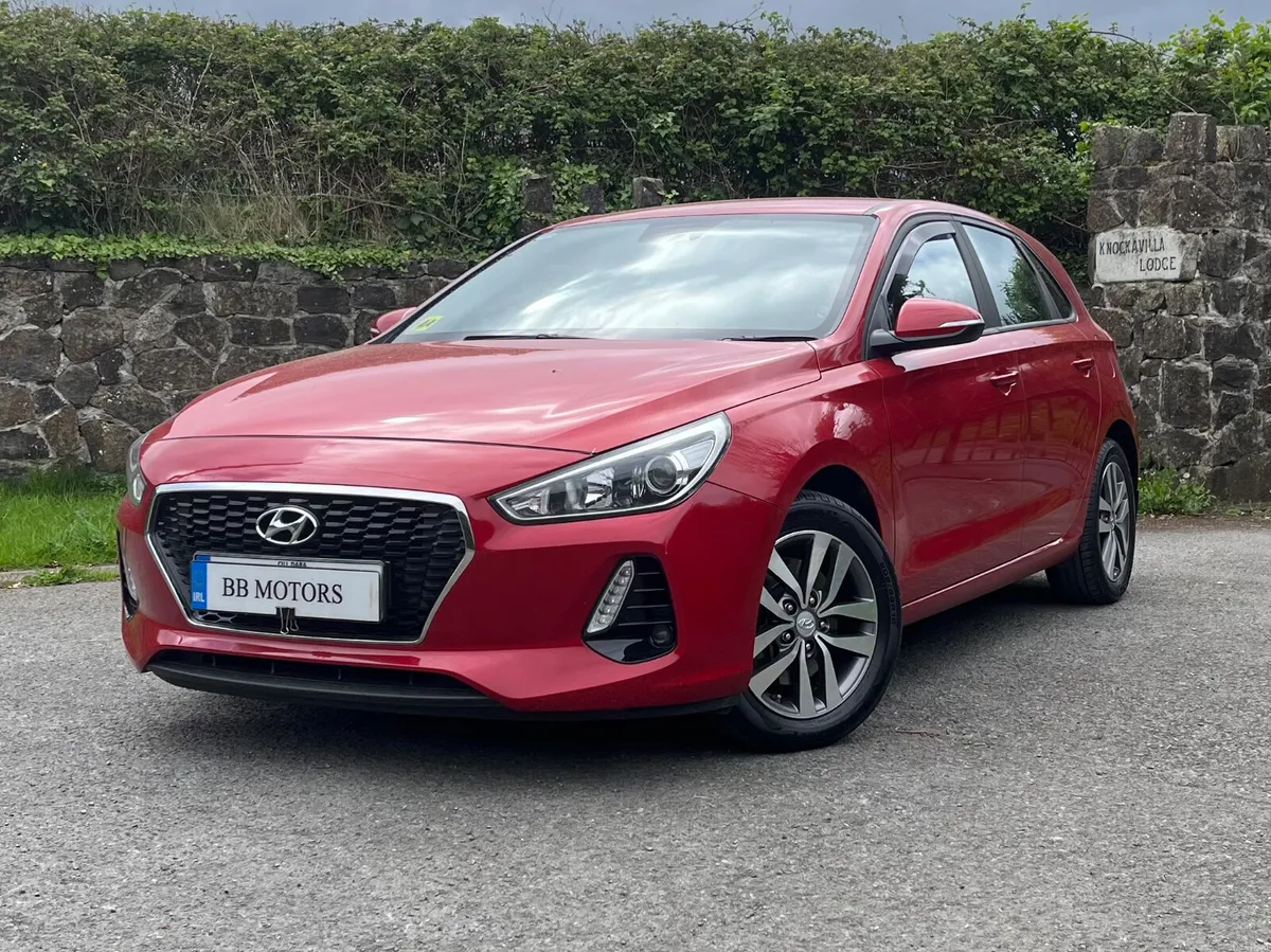 Hyundai i30 1.4 Petrol Deluxe - Image 5