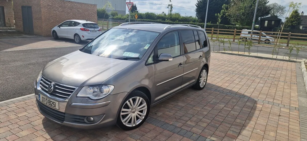 2007 Volkswagen Touran 1.9 tdi Highline - Image 4