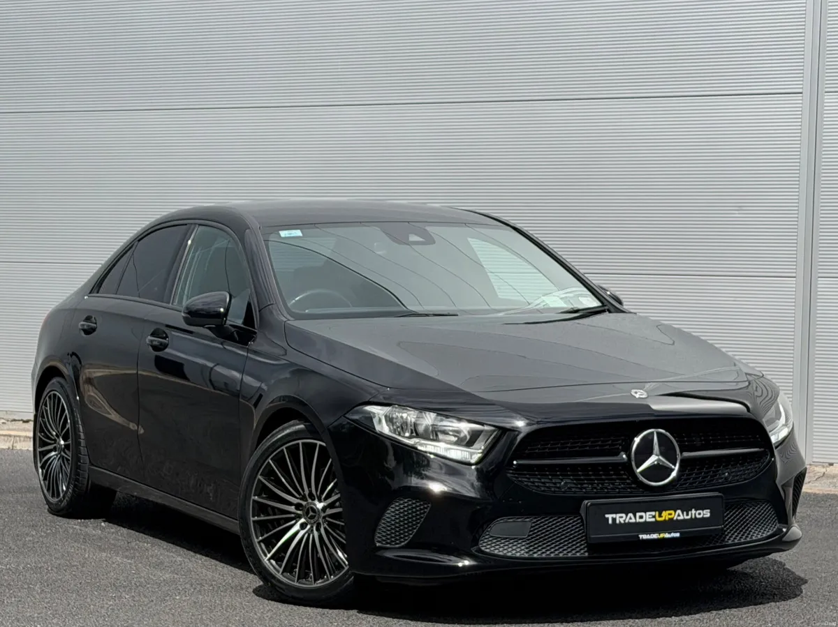 Mercedes-Benz A180d Auto Night Edition - Image 1
