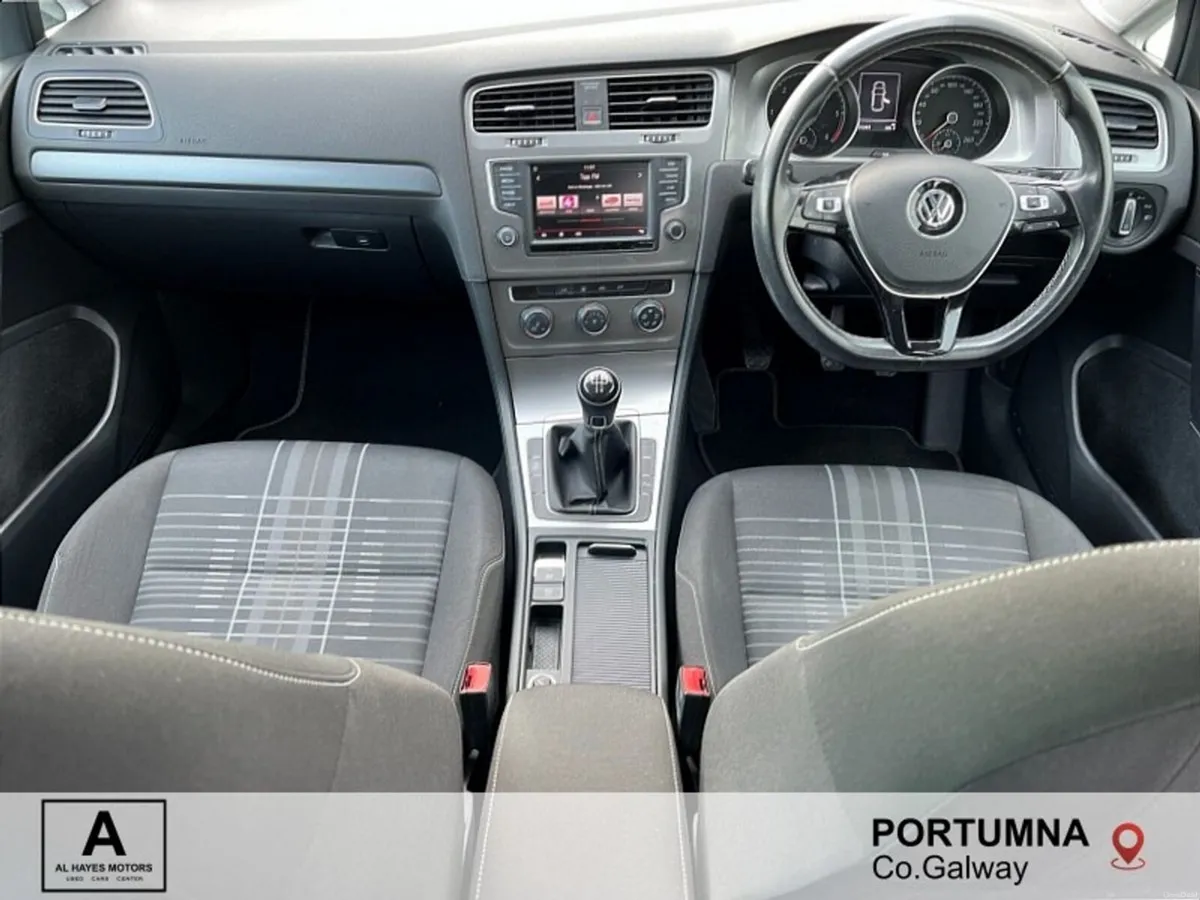 Volkswagen Golf 1.6 TDI  110HP Lounge - Image 2