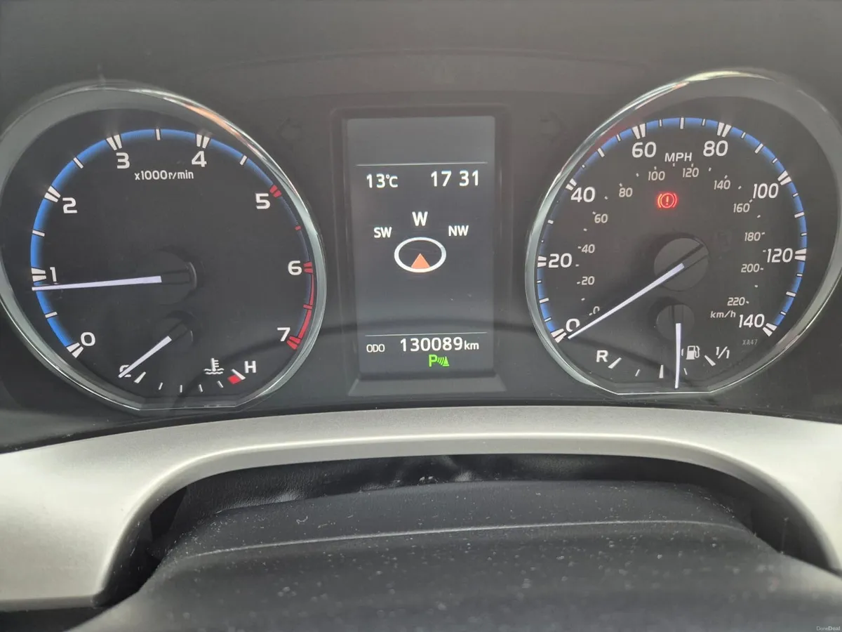 Toyota RAV4 2017 - Image 2