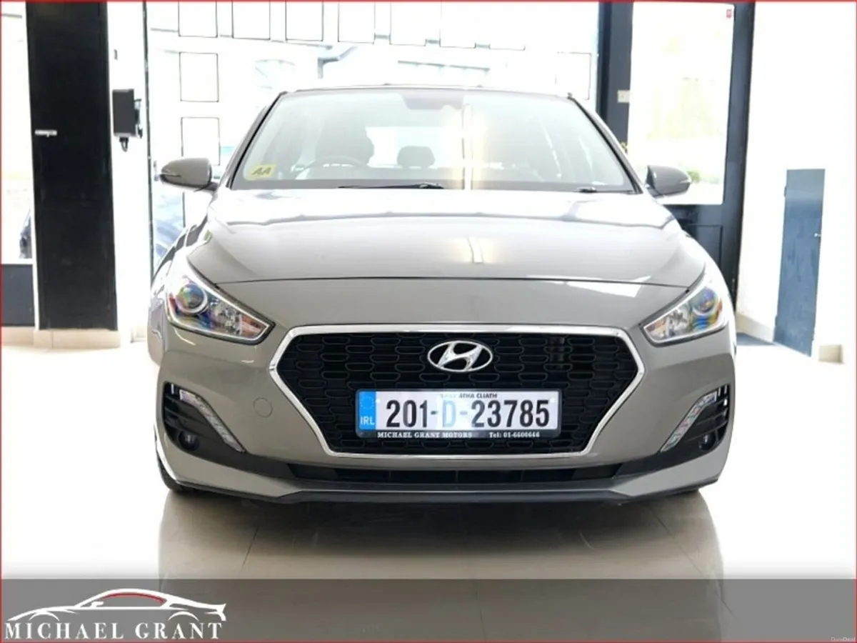 Hyundai i30 DELUXE 1.0 PETROL ONLY 41KM 1 OWNER IR - Image 2