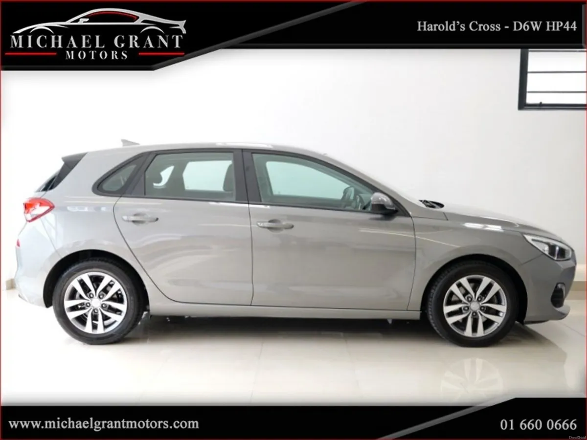 Hyundai i30 DELUXE 1.0 PETROL ONLY 41KM 1 OWNER IR - Image 4