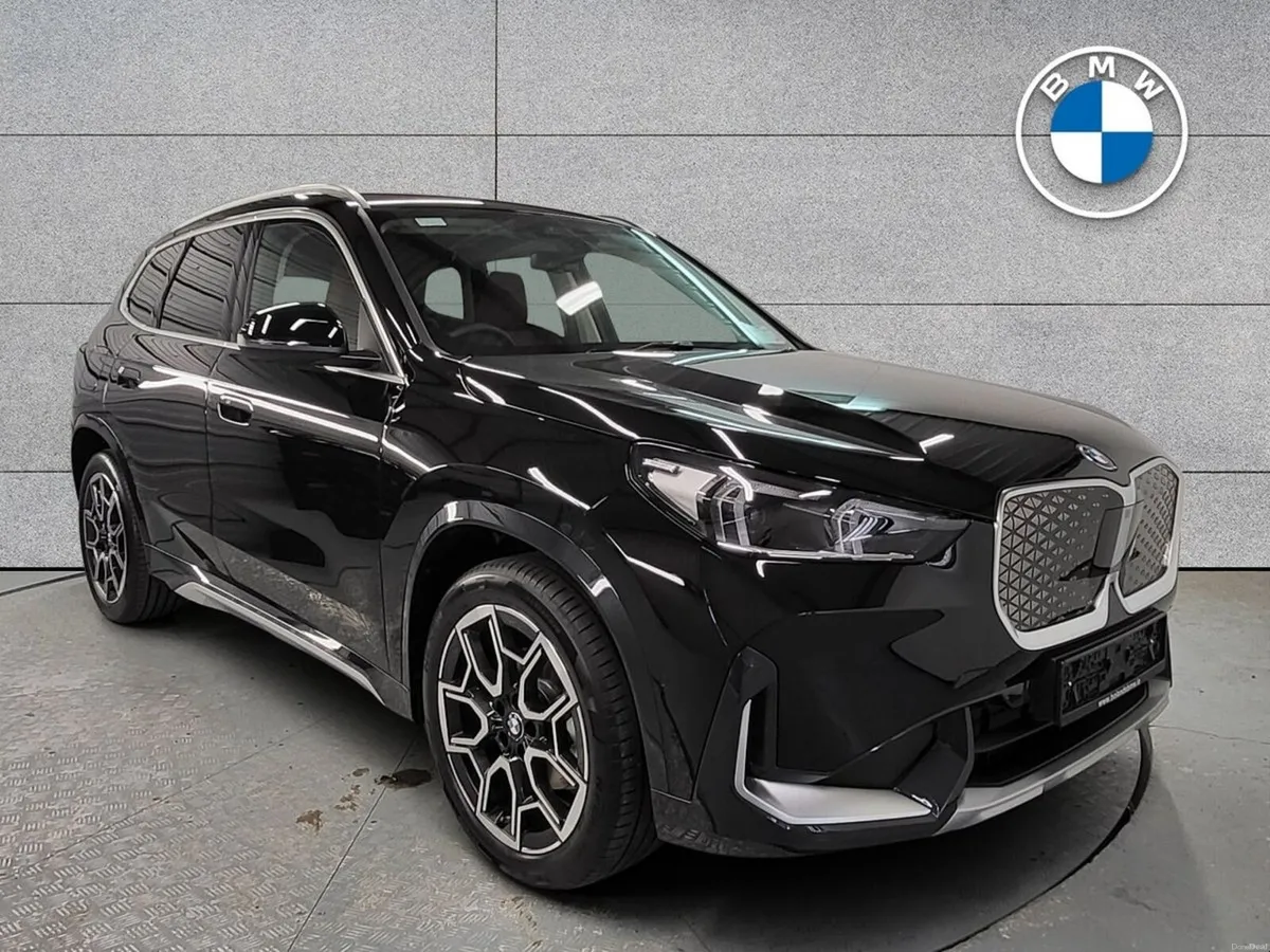 BMW iX1 eDrive20 xLine - Image 1