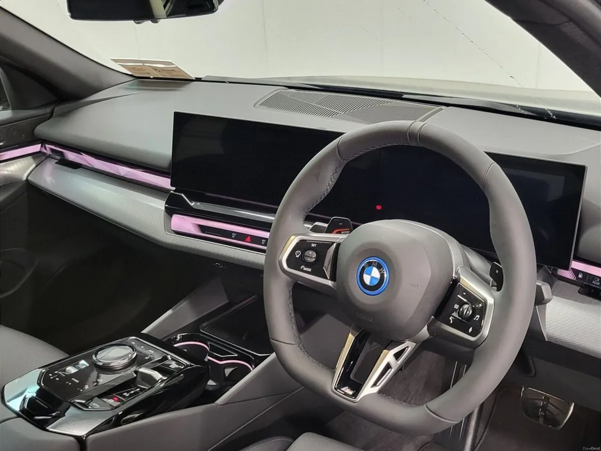 BMW 5-Series 530e M Sport - Image 6