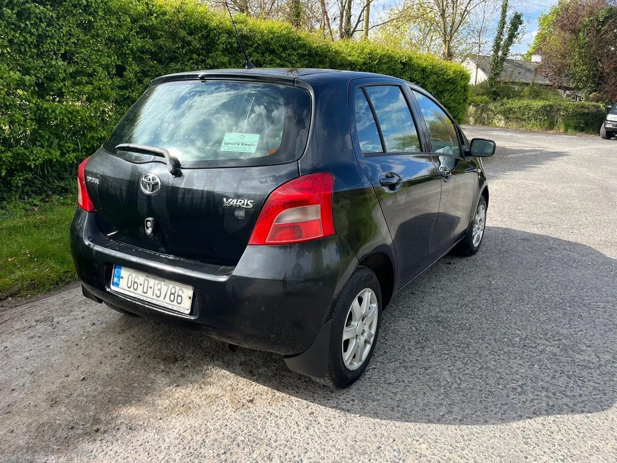 Toyota Yaris - Image 2