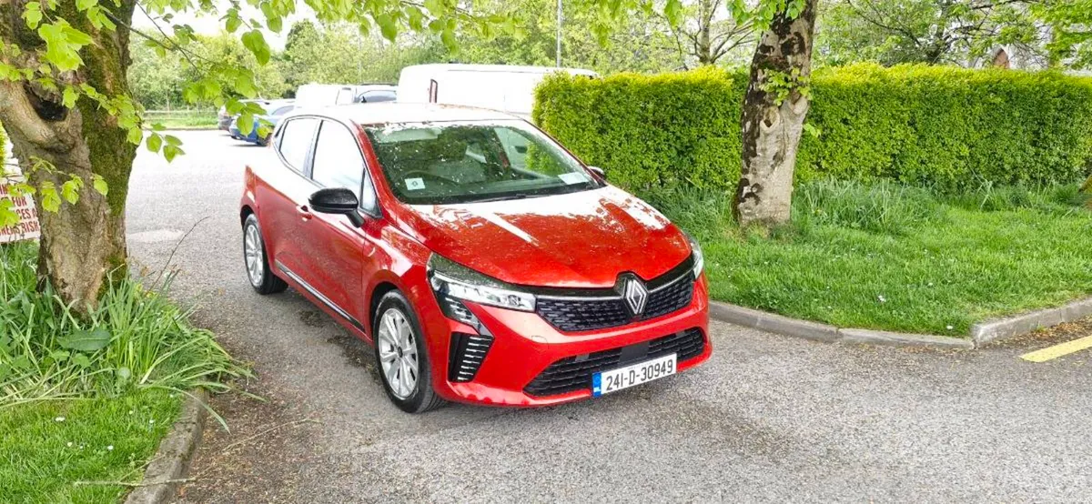 2024 Renault Clio Evolution TCE 90 E6E - Image 2