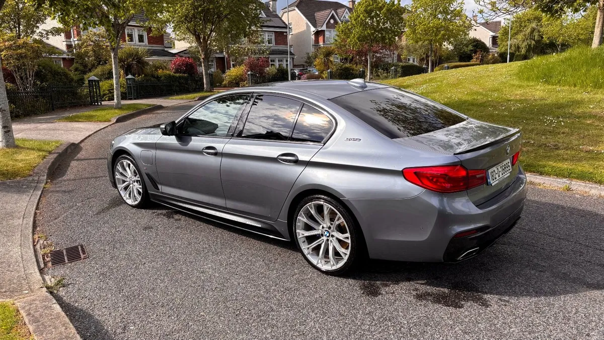 BMW 5-Series 2018 - Image 3