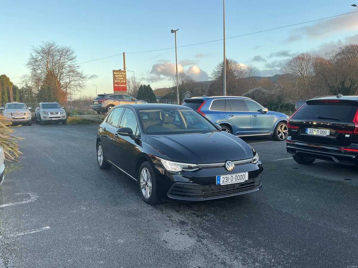 2023 VOLKSWAGEN GOLF 2.0L DIESEL 150BHP - Image 4
