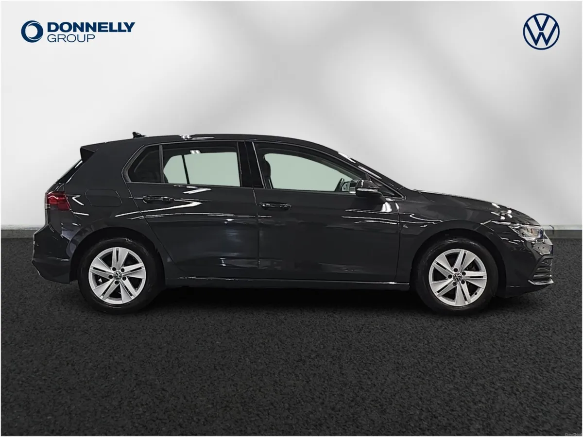 Volkswagen Golf Hatchback Life - Image 4