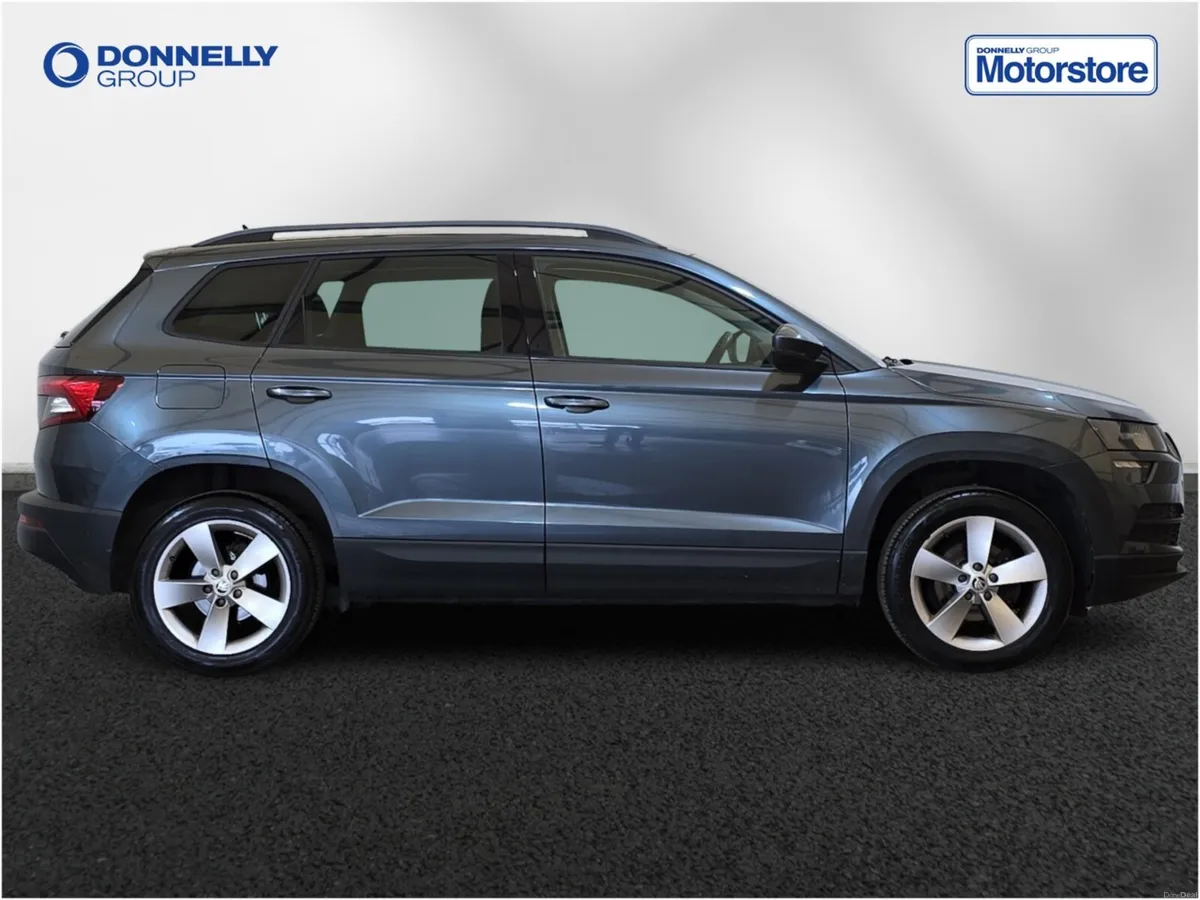 Skoda KAROQ Estate SE - Image 3