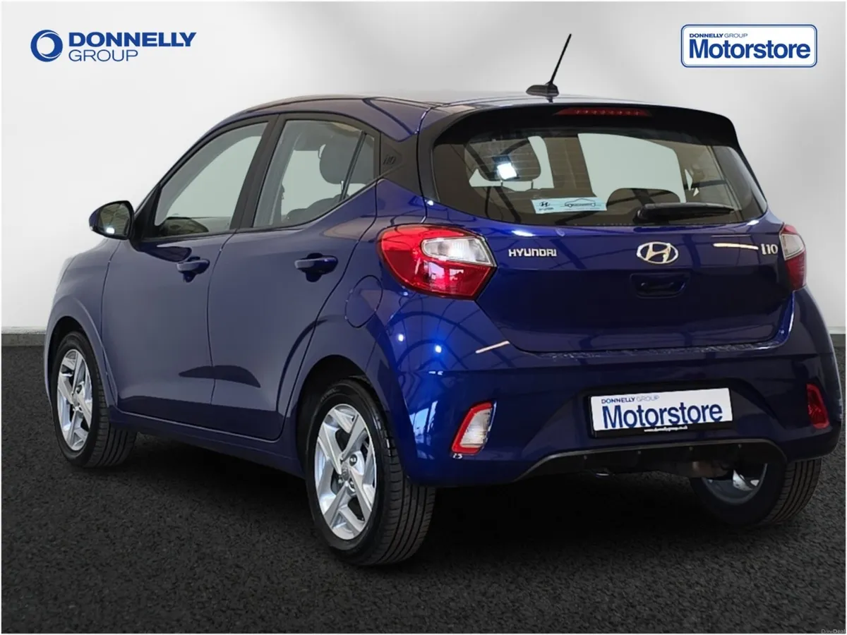 Hyundai i10 Hatchback SE Connect - Image 2