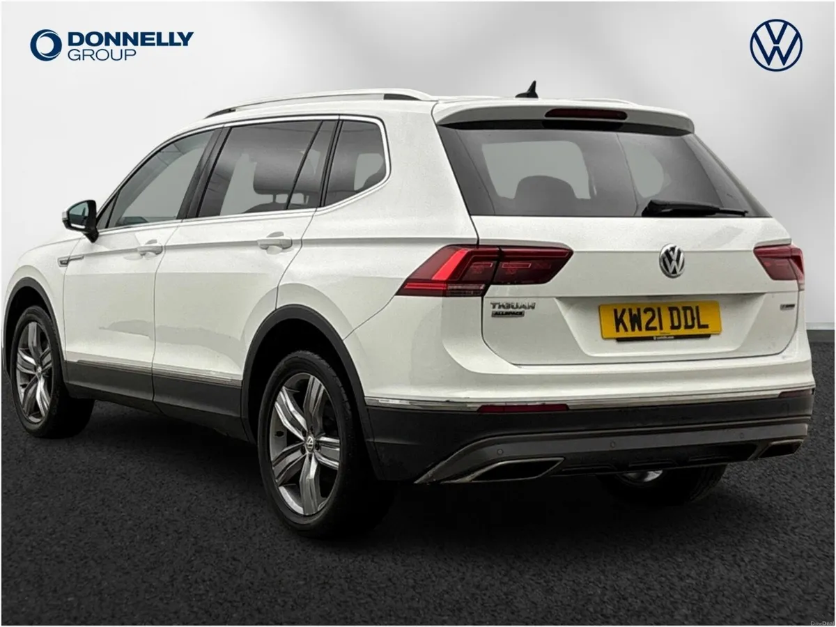 Volkswagen Tiguan Allspace Diesel Estate SEL - Image 3