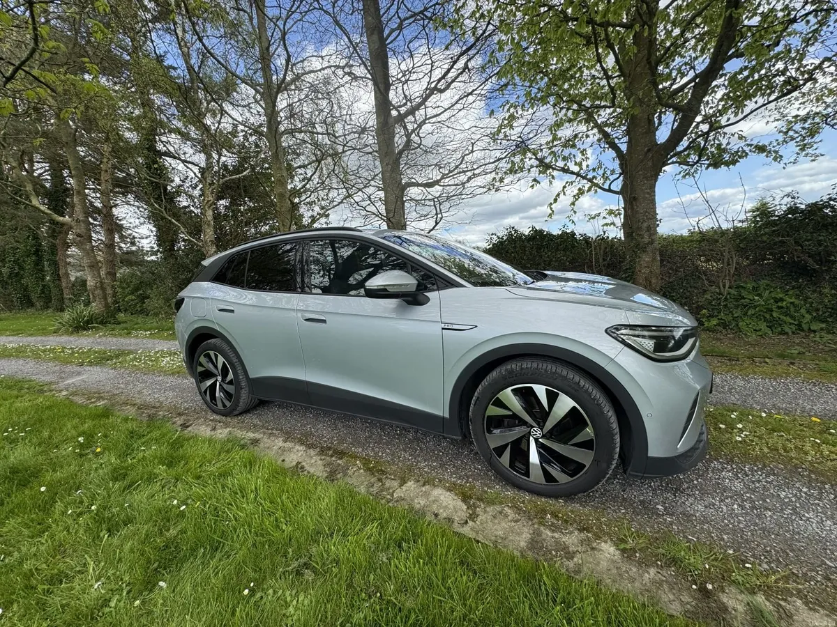 Volkswagen ID.4 Pro – 77kWh – Excellent Condition - Image 1