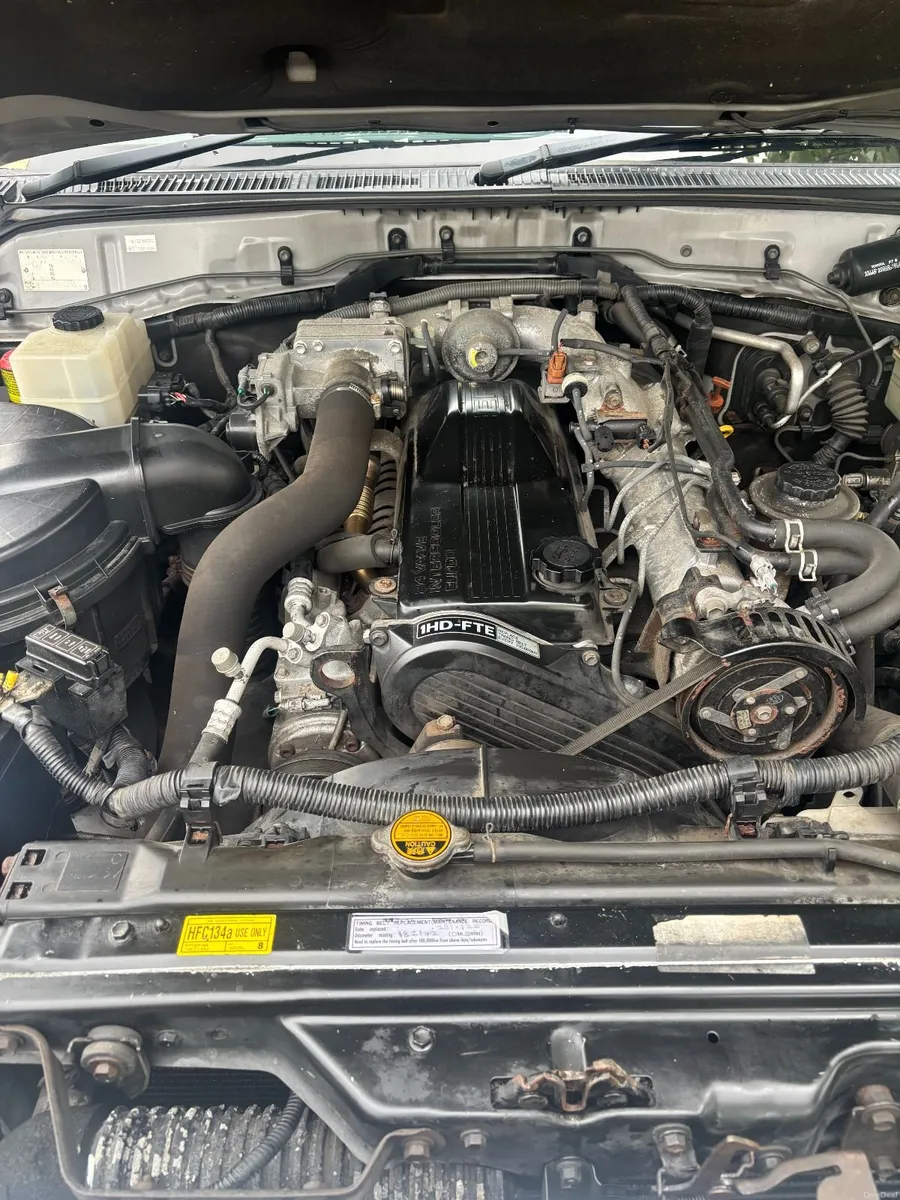 Toyota Land Cruiser 2002 - Image 2
