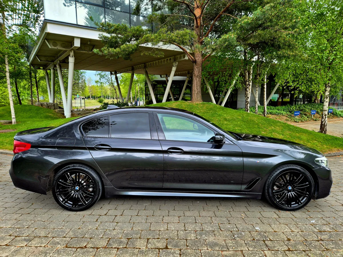 BMW 520D M-SPORT HARMON KARDON - Image 2