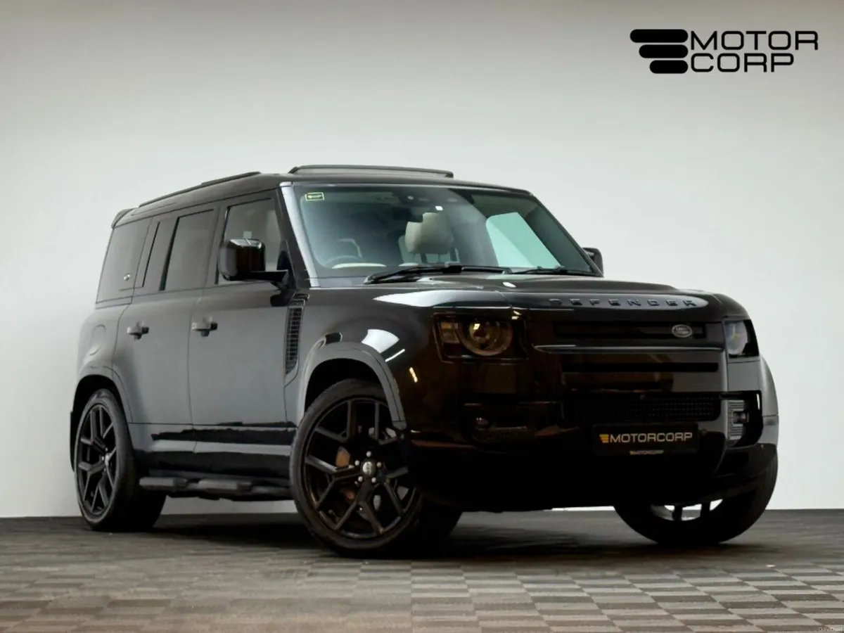 Land Rover Defender XS EDITION P400E 404HP AWD *PA - Image 1