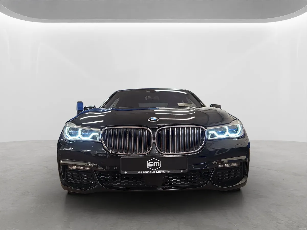 2016 BMW 740E M-SPORT AUTO .HUGE SPEC. - Image 2