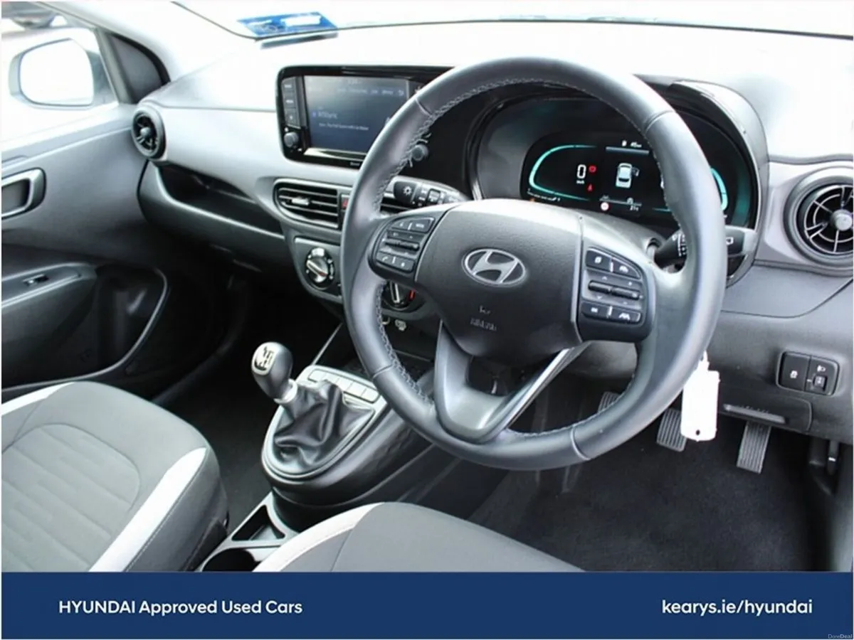 Hyundai i10 Deluxe Plus - Image 6