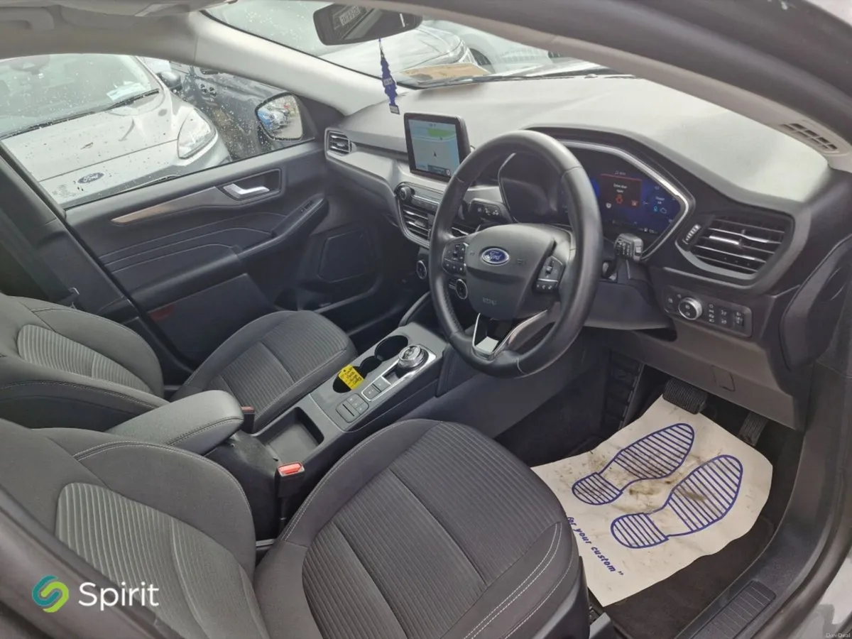 Ford Kuga 2.5 Duratec 225PS PHEV Titanium Auto - Image 4
