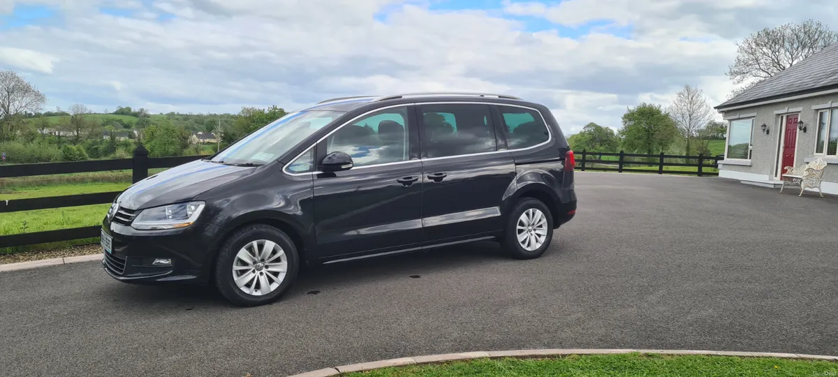 Volkswagen Sharan 2019 - Image 2