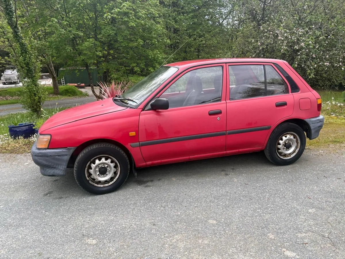 Toyota Starlet 1995 (P80) - Image 2
