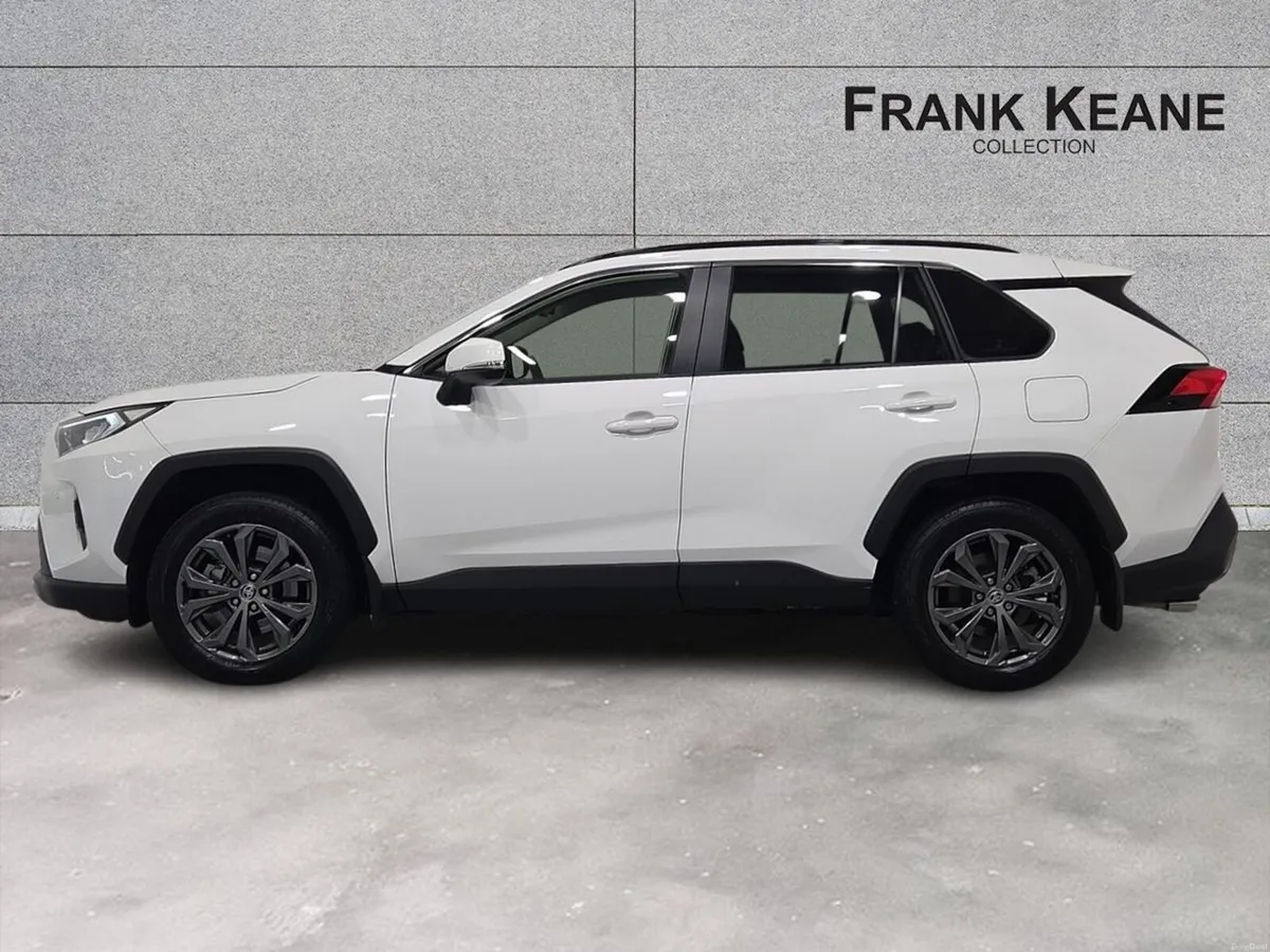 Toyota RAV4 2.5 Hybrid Sol 2WD - Image 4