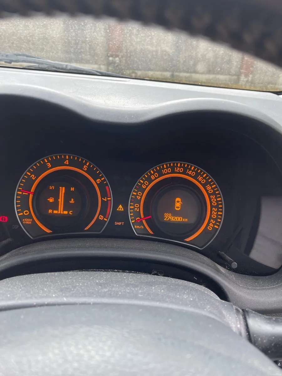 Toyota Corolla 2007 - Image 2