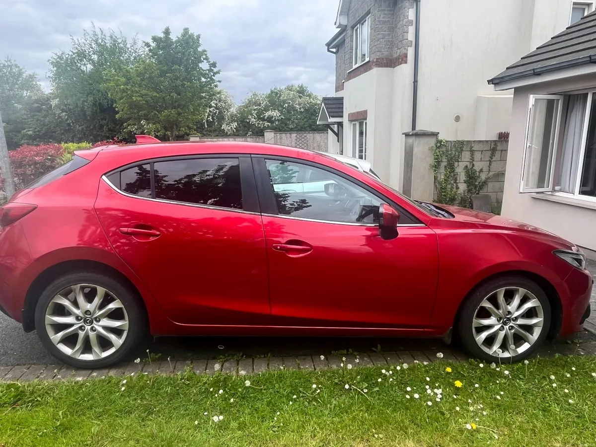 Mazda Mazda3 2015 - Image 1