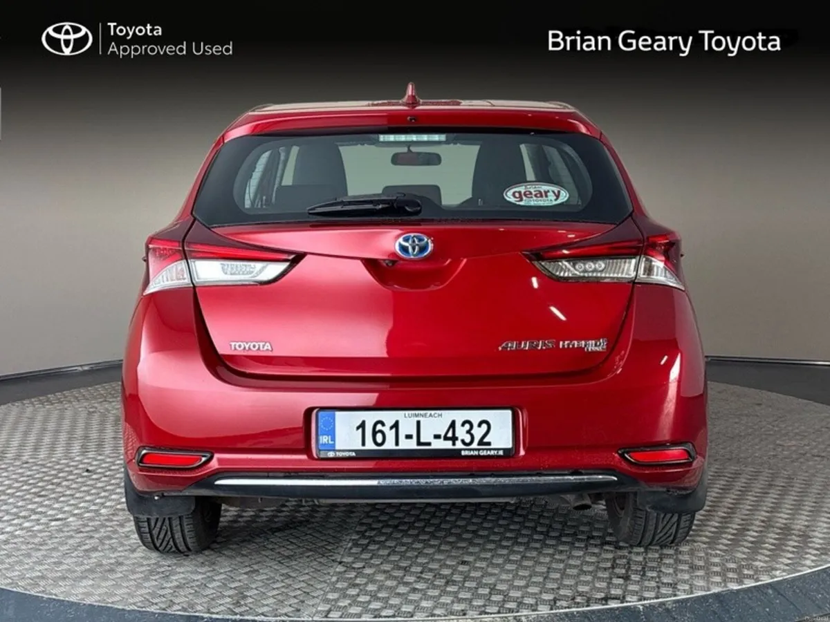 Toyota Auris HYBRID LUNA - Image 4