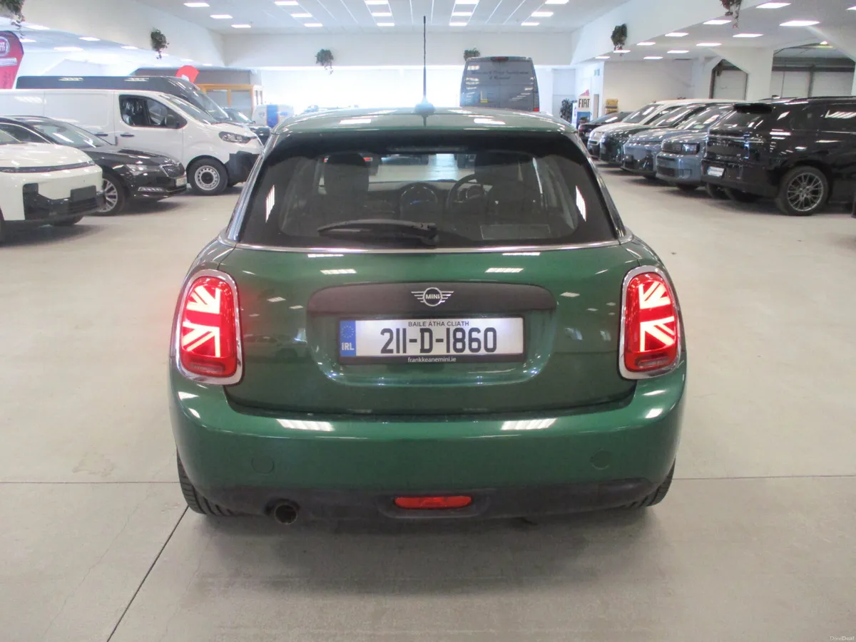 Mini One 5 DOOR CLASSIC 1.5 PET 2021-LOW KM'S - Image 6