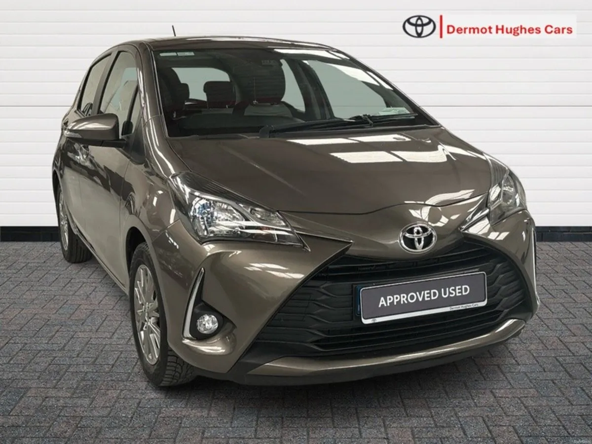 Toyota Yaris 1.0 LUNA 4DR - Image 1