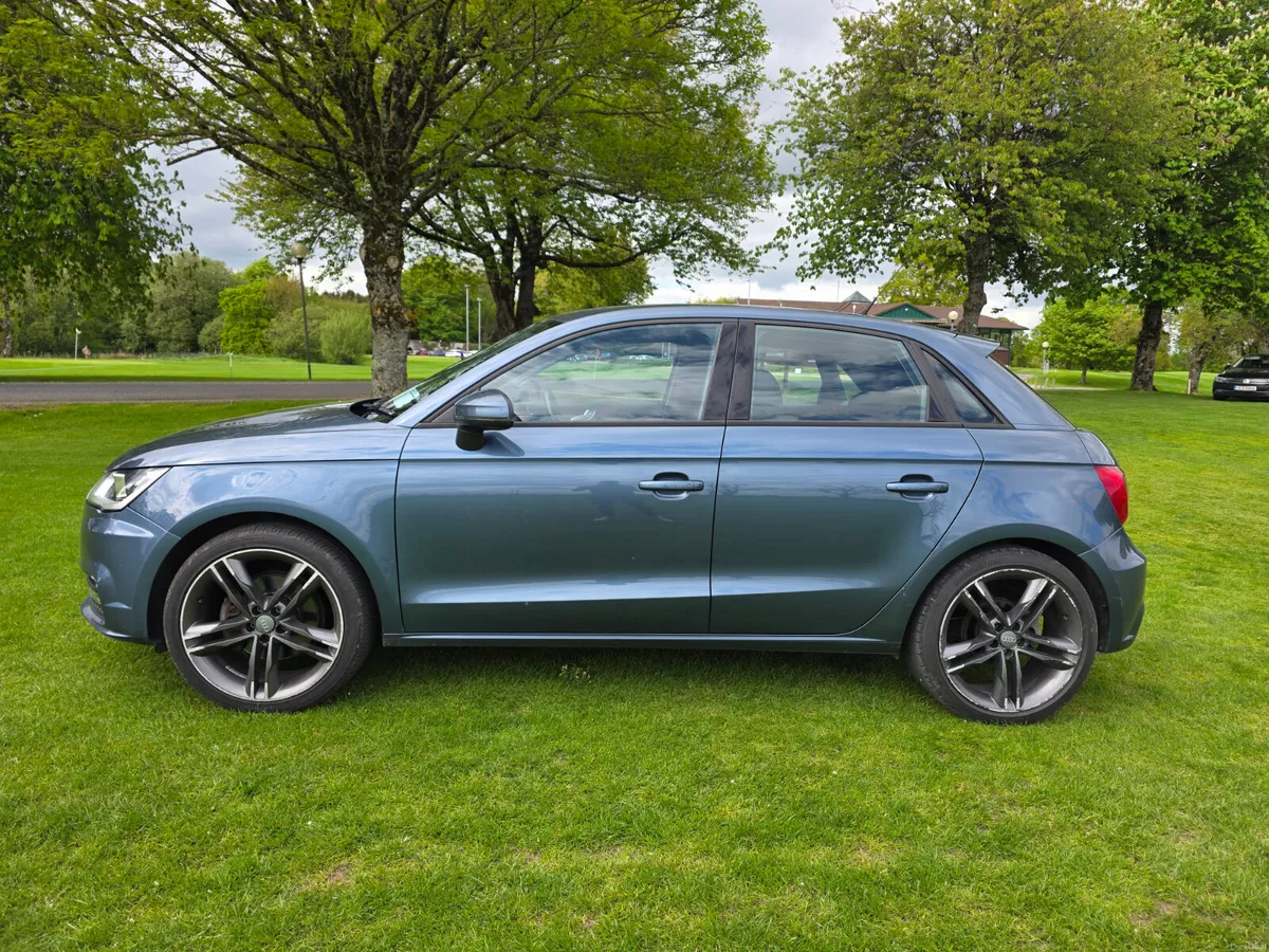 Audi A1 1.6 diesel (( NCT and cheap tax )!! - Image 4
