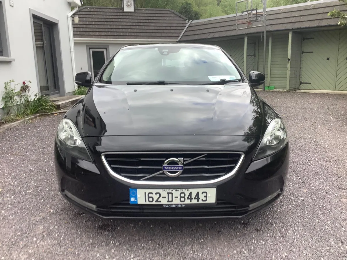 Volvo V40 2016 T2 - Image 3