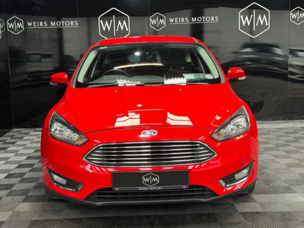 Ford Focus TITANIUM 1.5 TD ONE OWNER 95PS 6SPEED 4 - Image 4