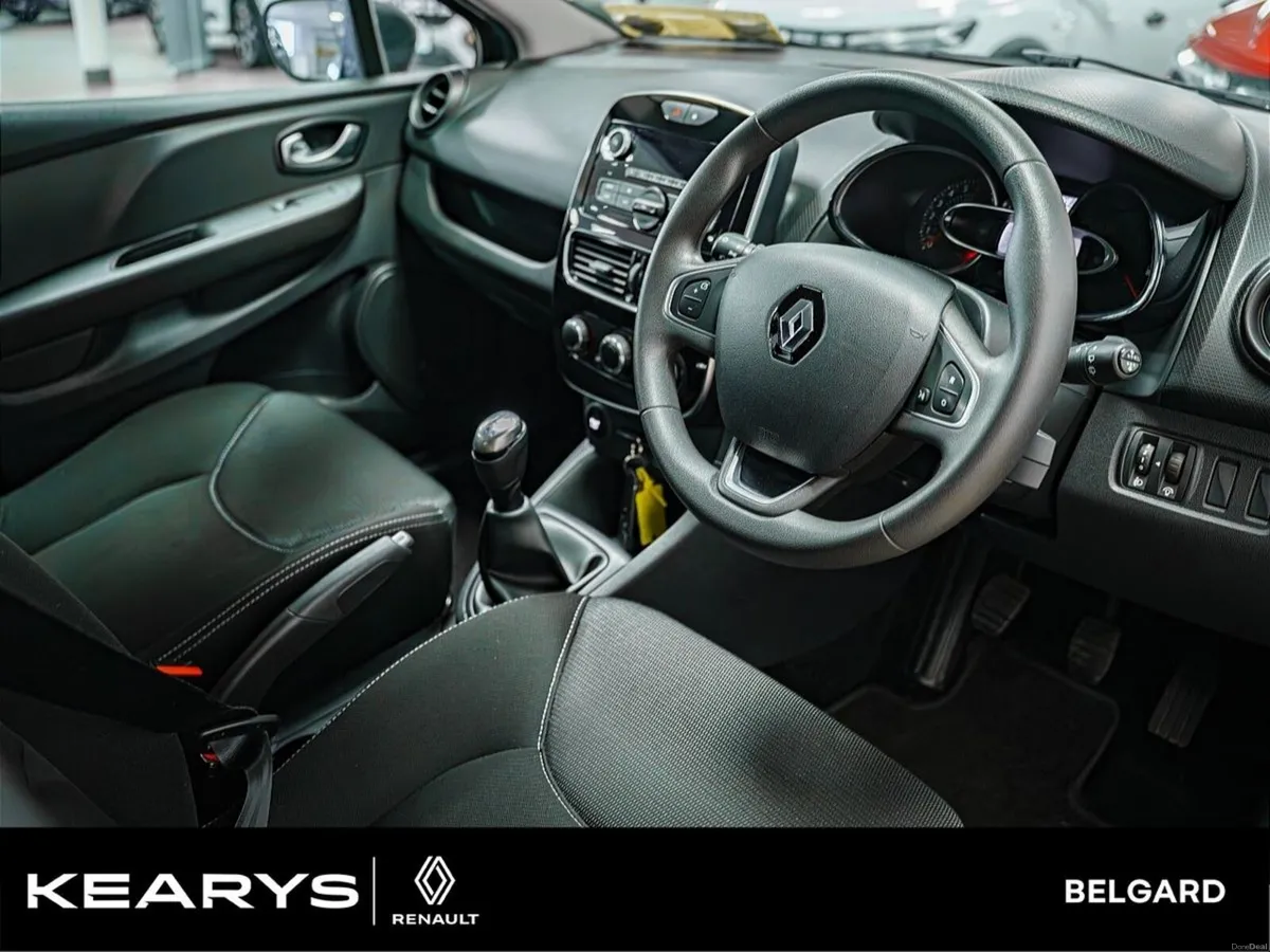 Renault Clio 1.2 16V 75 EXPRESSION - Image 6