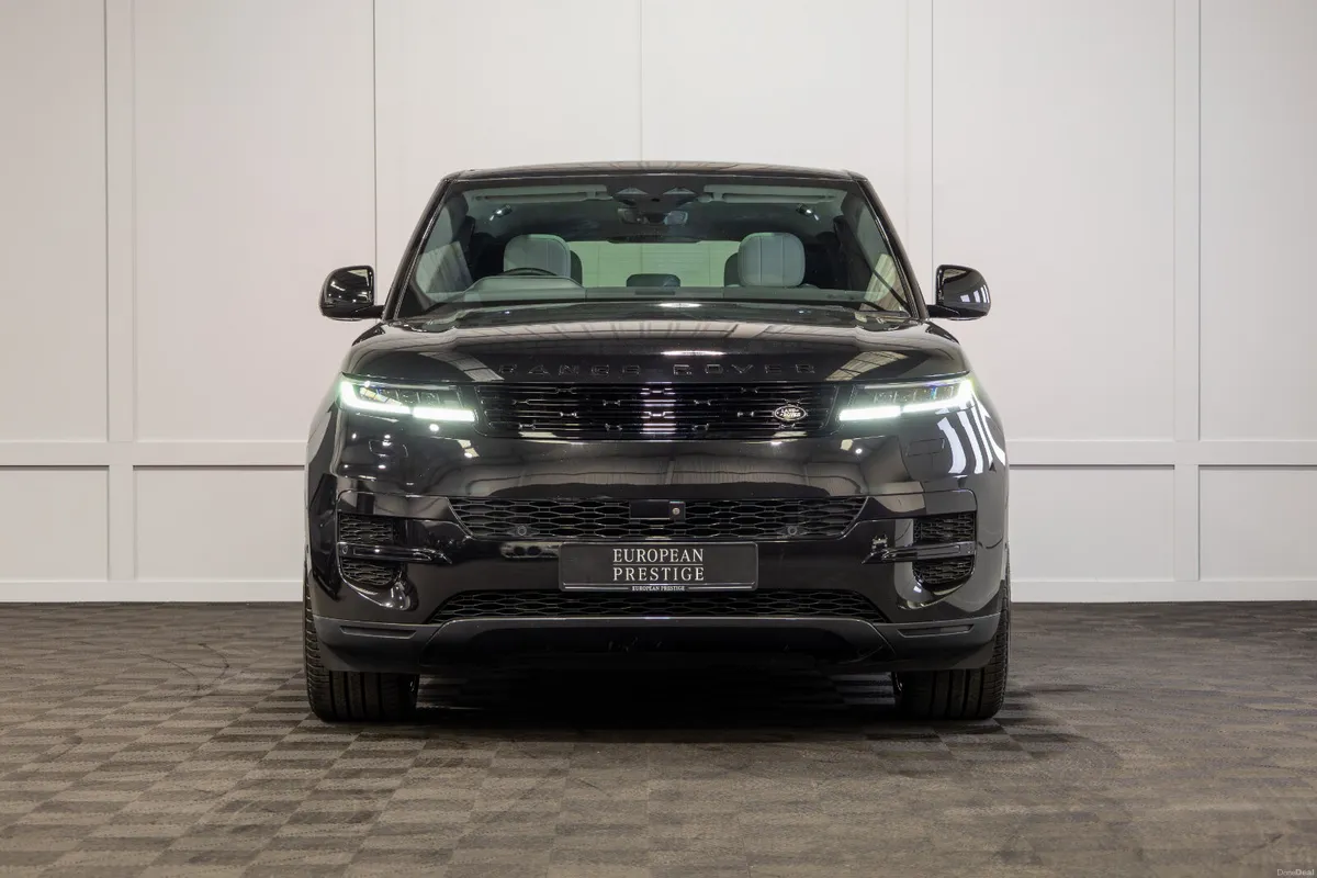 2023 Range Rover Sport P440e SE - Image 2