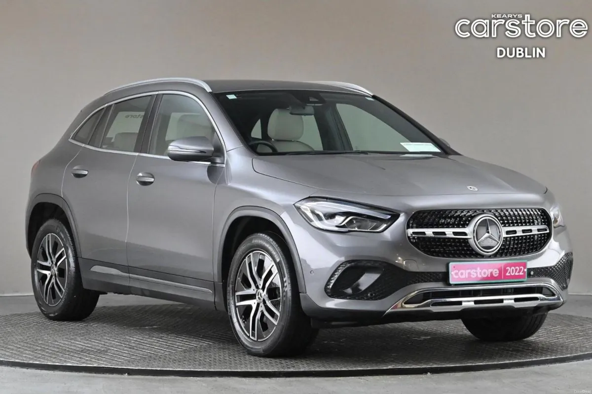 Mercedes-Benz GLA 200D PROGRESSIVE **BEIGE LEATHER - Image 1