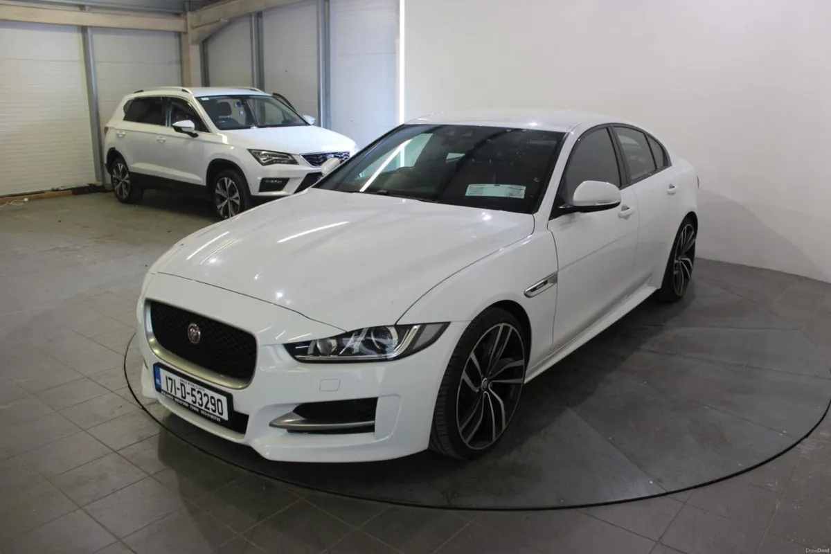 Jaguar XE 2.0 D R-Sport Manual 180PS - TENDER 18 - - Image 4