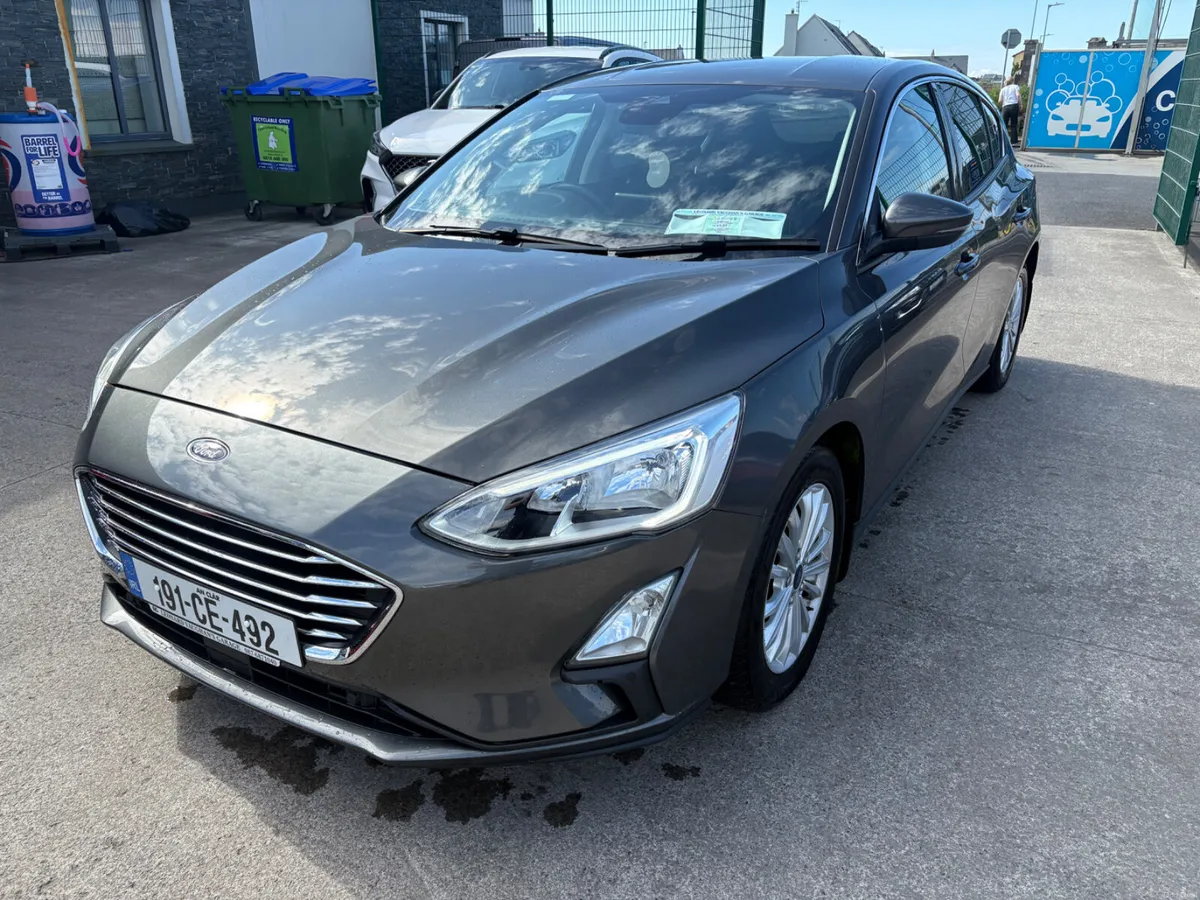Ford Focus 2019 - Image 2